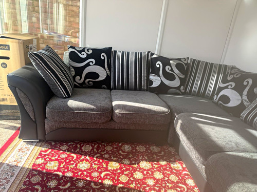 Grey fabric corner sofa - fabric,