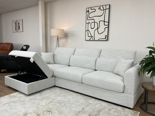 dexter-sofa-beige-universal-co