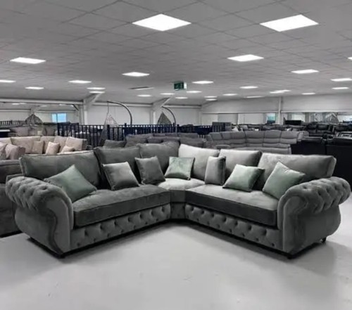 Brand new rio chesterfield - new|,